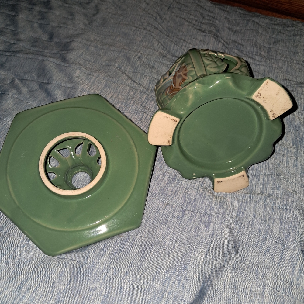 Artisan Green Ceramic Lantern with Leaf Motif - Picture 3 of 7
